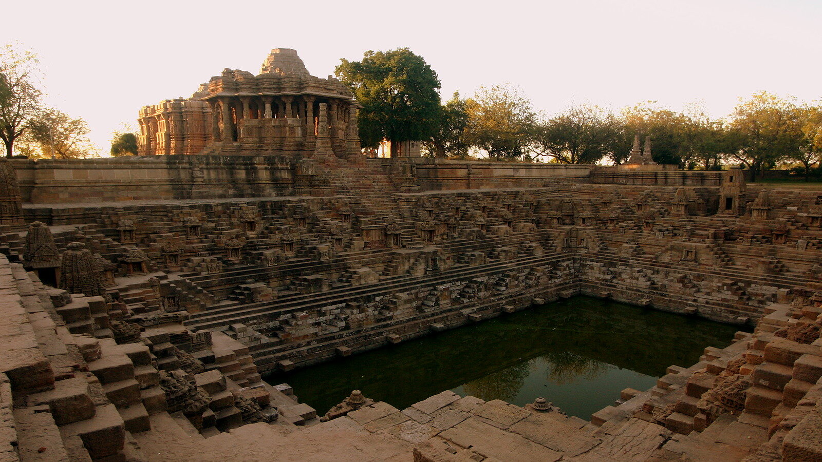 An Epic Journey from Udaipur to Ahmedabad!